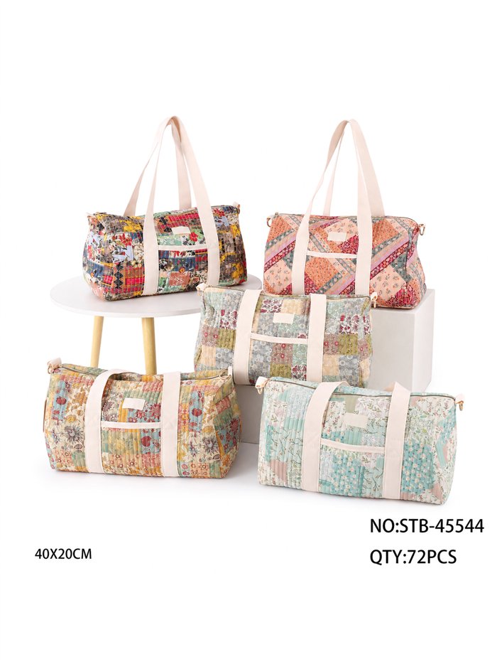 Floral patchwork quilted travel bag