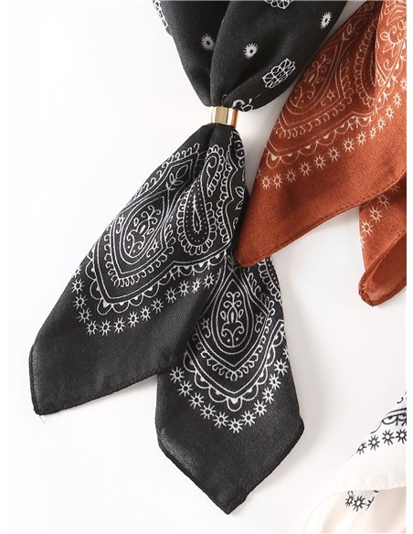 Pañuelo cuadrado bandana con aro metálico