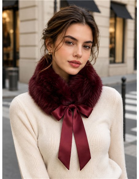 Cuello de pelo sintético con lazo