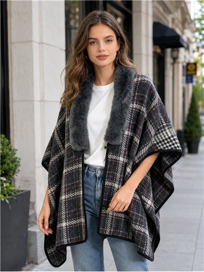 Karierter Poncho mit Pelzkragen
