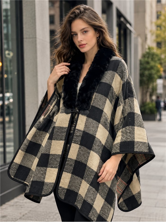 Poncho cuadros maxi con cuello de pelo