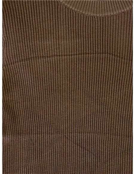 Gerippter Pullover mit Knöpfen an der Schulter