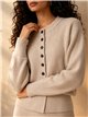 Conjunto cárdigan canalé con y botones y falda midi
