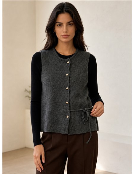 Strickweste mit seitlichem Bindeband