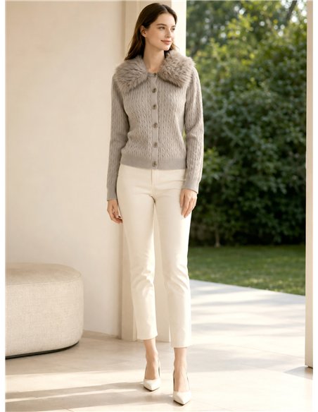 Chaqueta de punto trenzado con cuello pelo