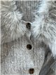 Chaqueta de punto trenzado con cuello pelo