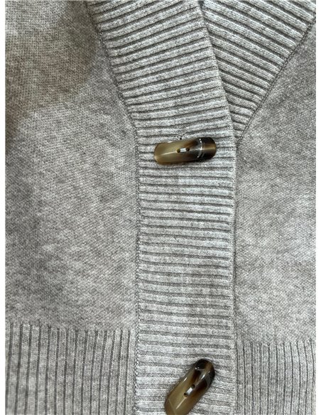 Chaqueta de punto detalle botones