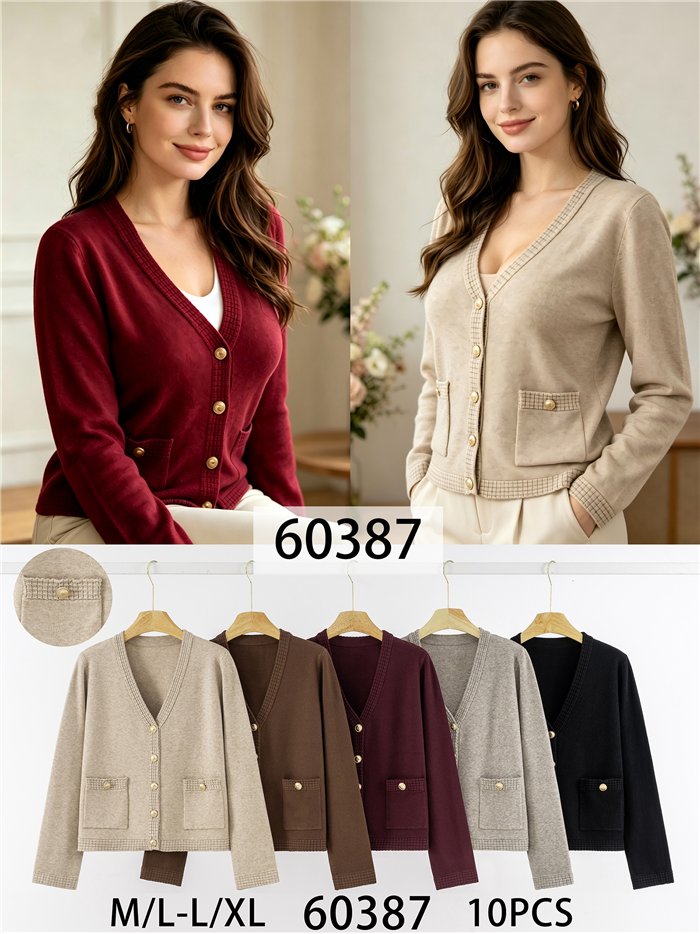 Chaqueta de punto con bolsillos y botones dorados