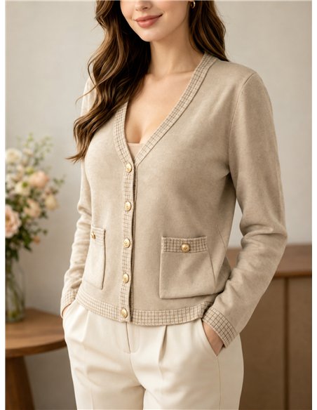 Chaqueta de punto con bolsillos y botones dorados