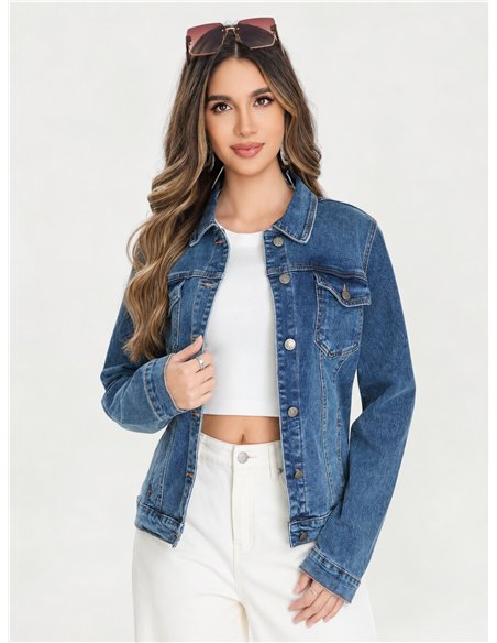 Chaqueta vaquera básica con bolsillos talla grande