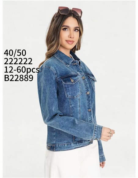 Chaqueta vaquera básica con bolsillos talla grande