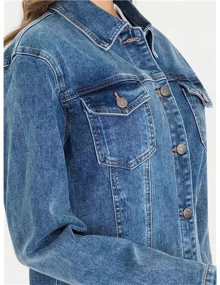 Chaqueta vaquera básica con bolsillos talla grande
