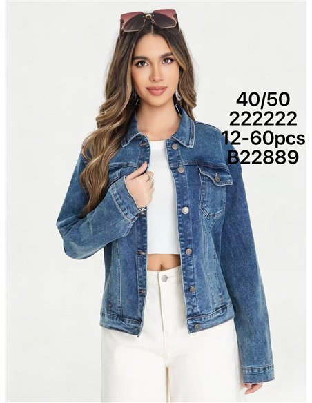 Chaqueta vaquera básica con bolsillos talla grande