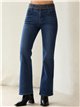 Jeans rectos con cinturilla decorada