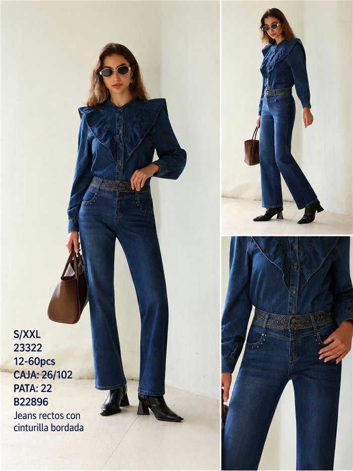 Jeans rectos con cinturilla decorada