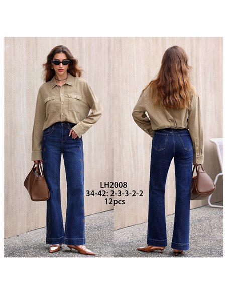 Weit geschnittene Jeans mit seitlicher Stickerei