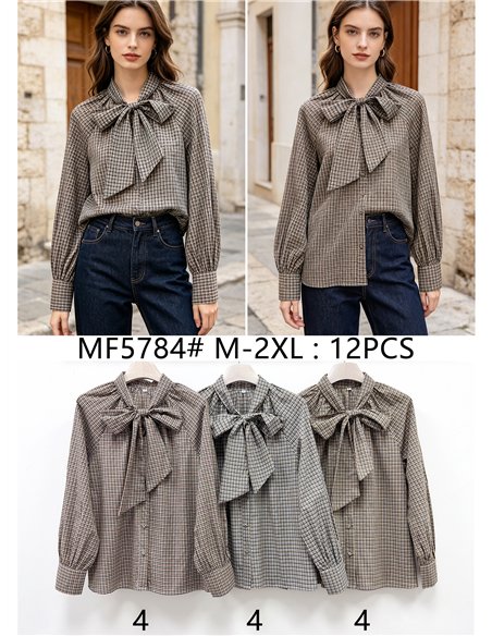 Blusa de cuadros con lazo