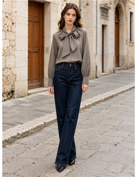 Blusa de cuadros con lazo
