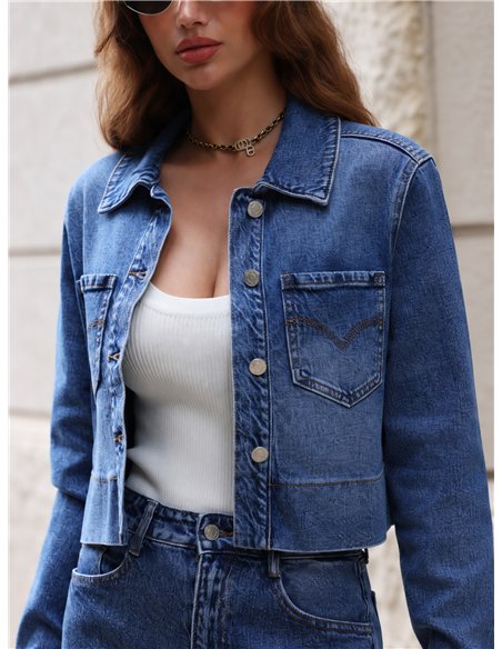 Chaqueta denim corta con bolsillos