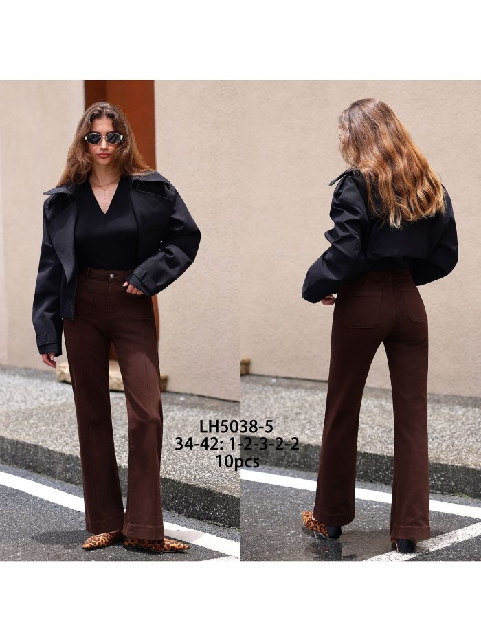 Jean marron à jambes larges avec couture avant