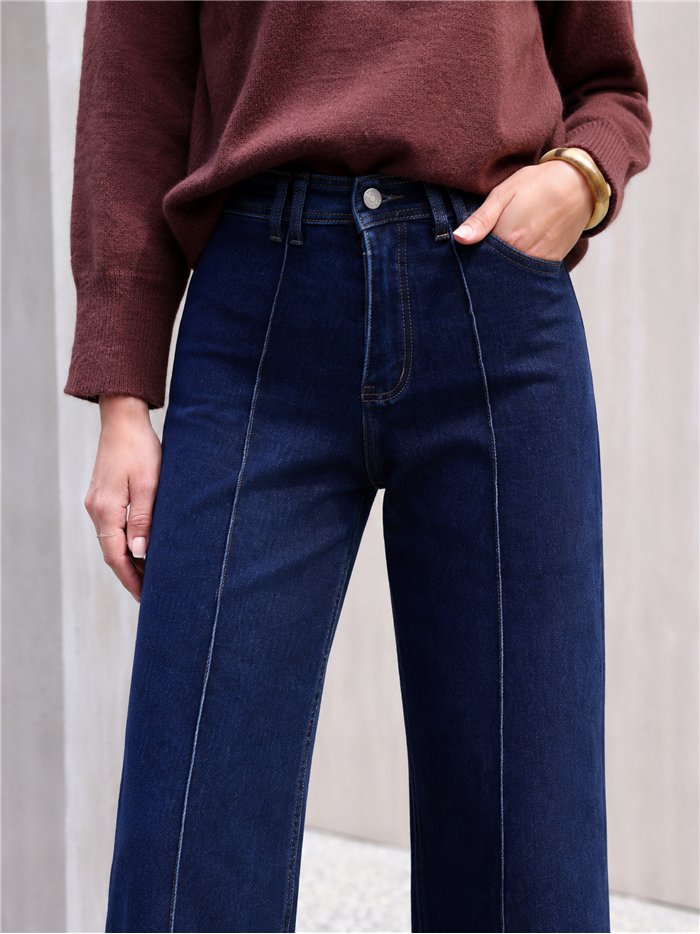 Jeans wide leg azul oscuro con costura frontal