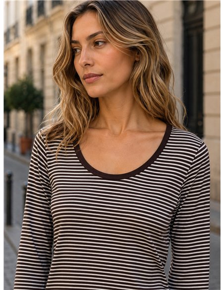 Gestreiftes T-Shirt mit Rundhalsausschnitt