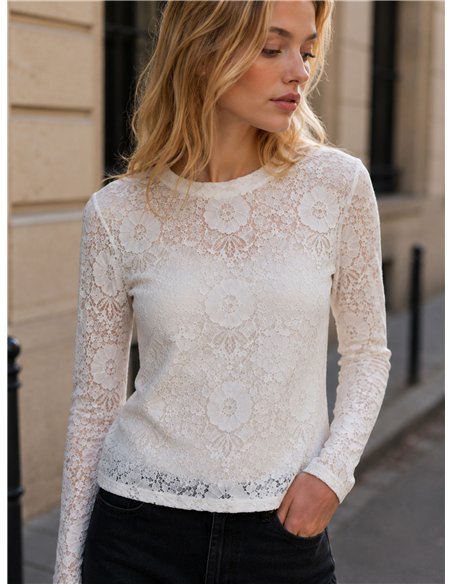Spitzentop mit großen Blumen