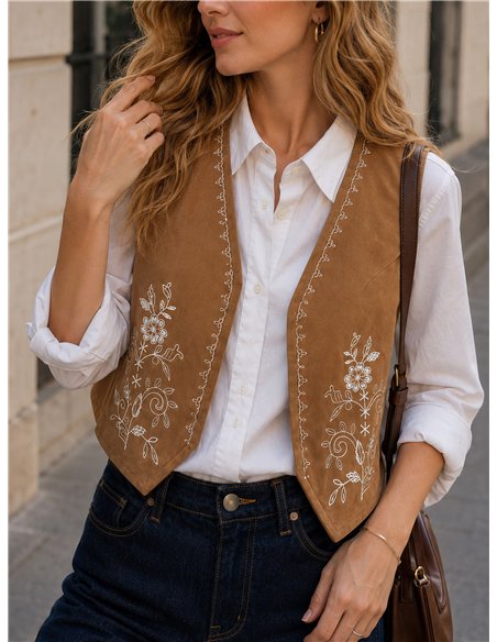 Conjunto camisa y chaleco bordado