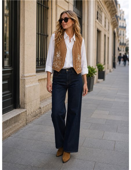 Conjunto camisa y chaleco bordado