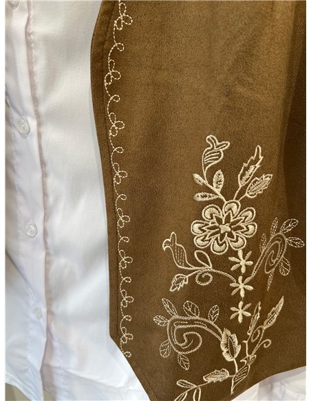 Conjunto camisa y chaleco bordado