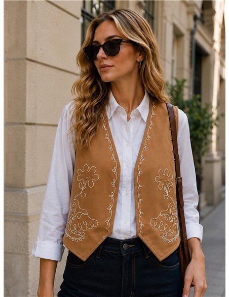 Conjunto camisa y chaleco bordado flores