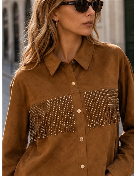Camisa efecto ante con flecos y tachas