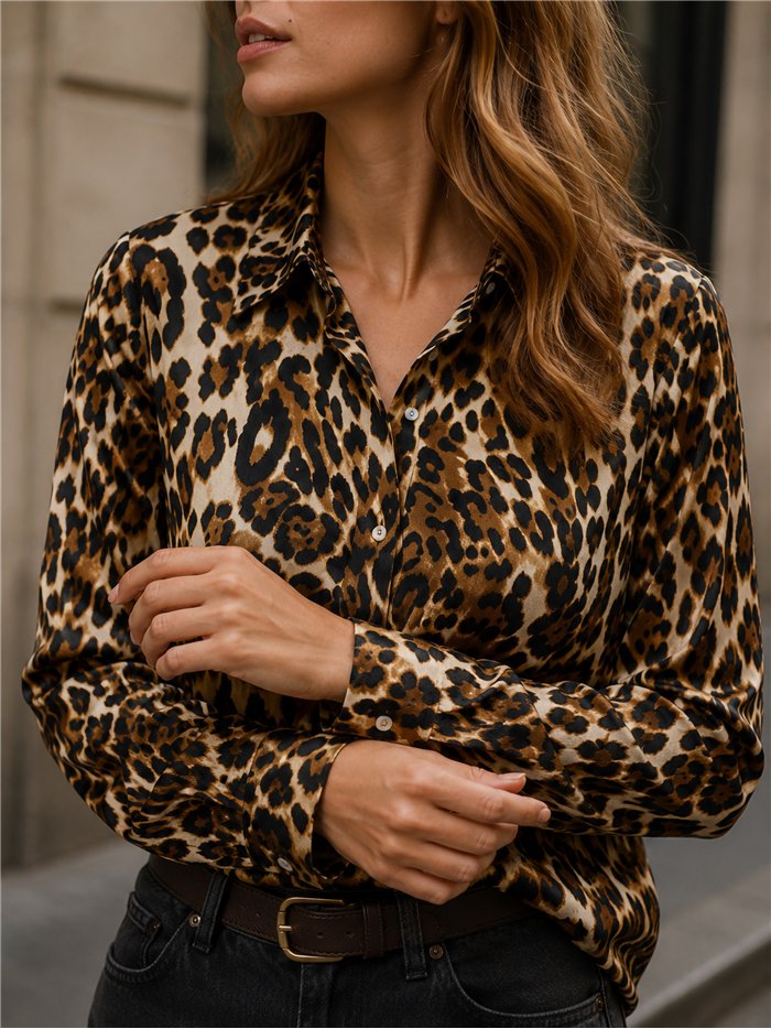 Chemise en satin à imprimé animal