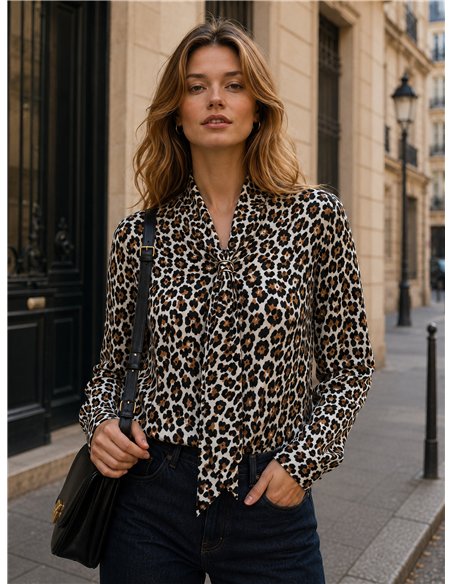 Blusa leopardo con lazada