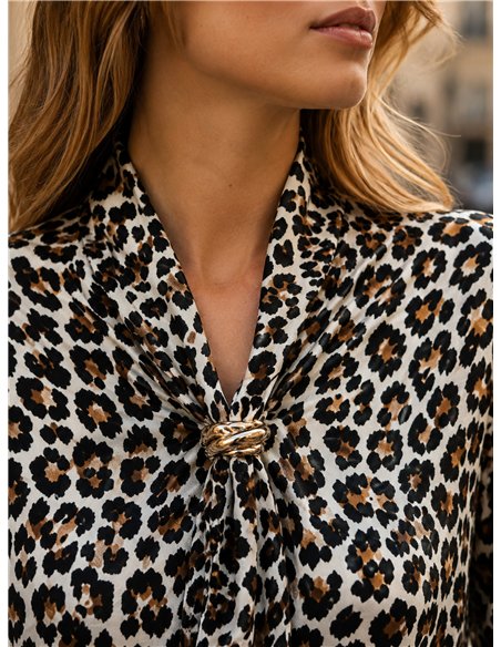 Blusa leopardo con lazada