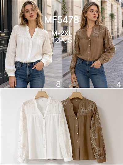 Blusa con bordado floral en mangas 2