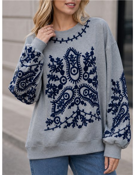 Sudadera bordado en relieve