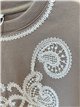 Sweat-shirt à broderies ornementales