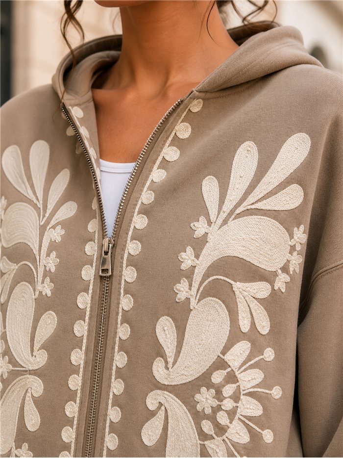 Sudadera capucha bordada