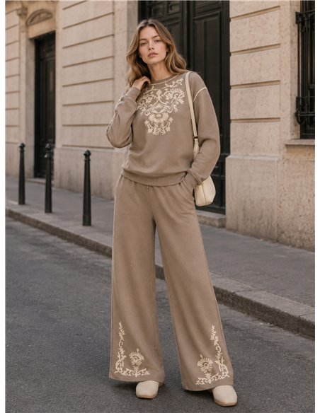 Pantalón wide leg bordado