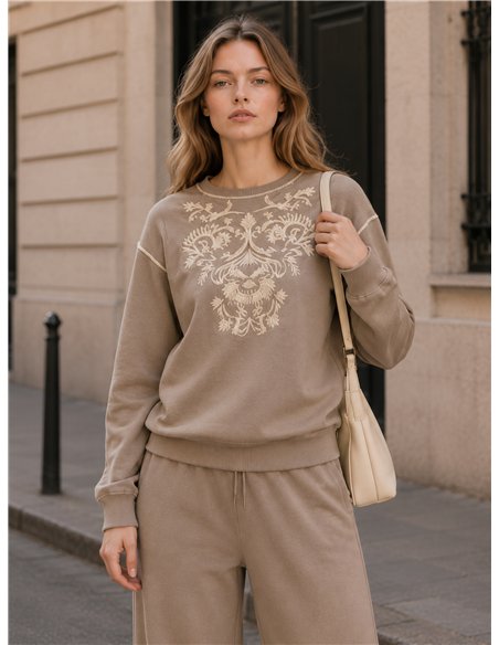Pantalón wide leg bordado