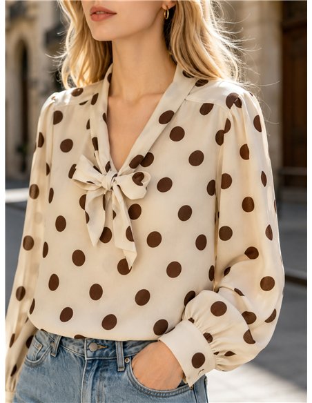 Blusa lunares con lazada