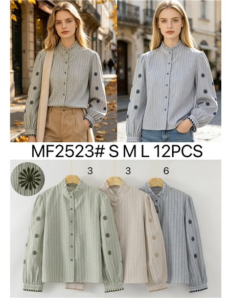 Blusa rayas con bordado en manga