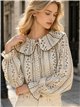 Blusa estampada florecitas con cuello volante