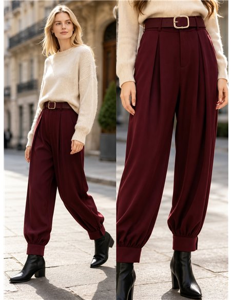 Weite Hose mit Gürtel