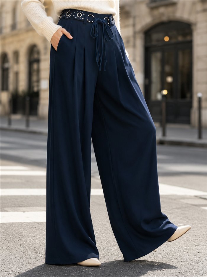 Pantalón wide leg con cinturón decorativo