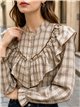 Blusa cuadros con volante amplio