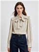 Blusa rayas con lazada y volante