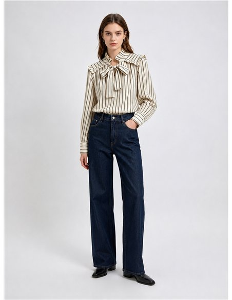 Blusa rayas con lazada y volante
