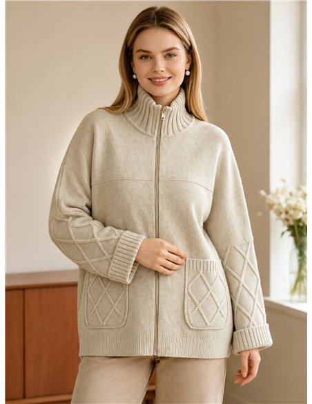 Chaqueta de punto rombos con cremallera y cuello alto